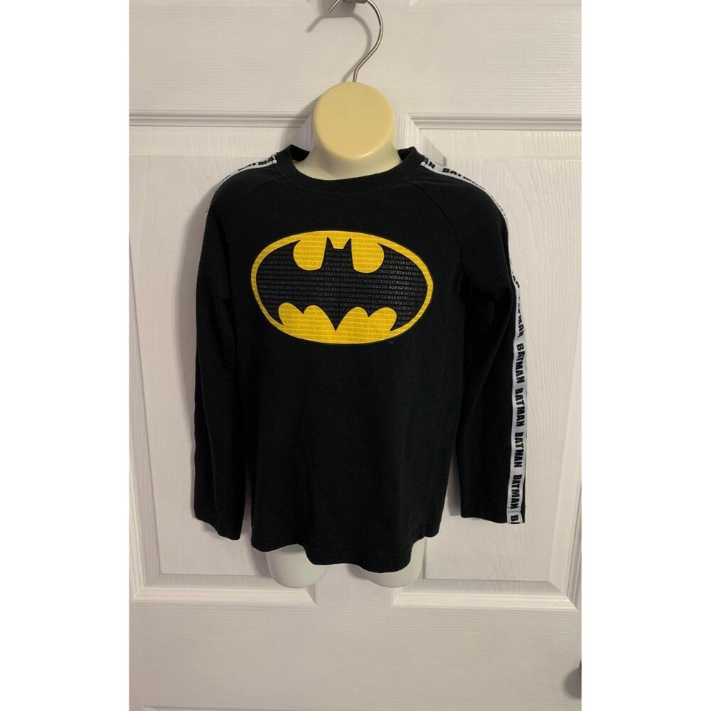 Batman long sleeve black shirt. Size XS 4/5.